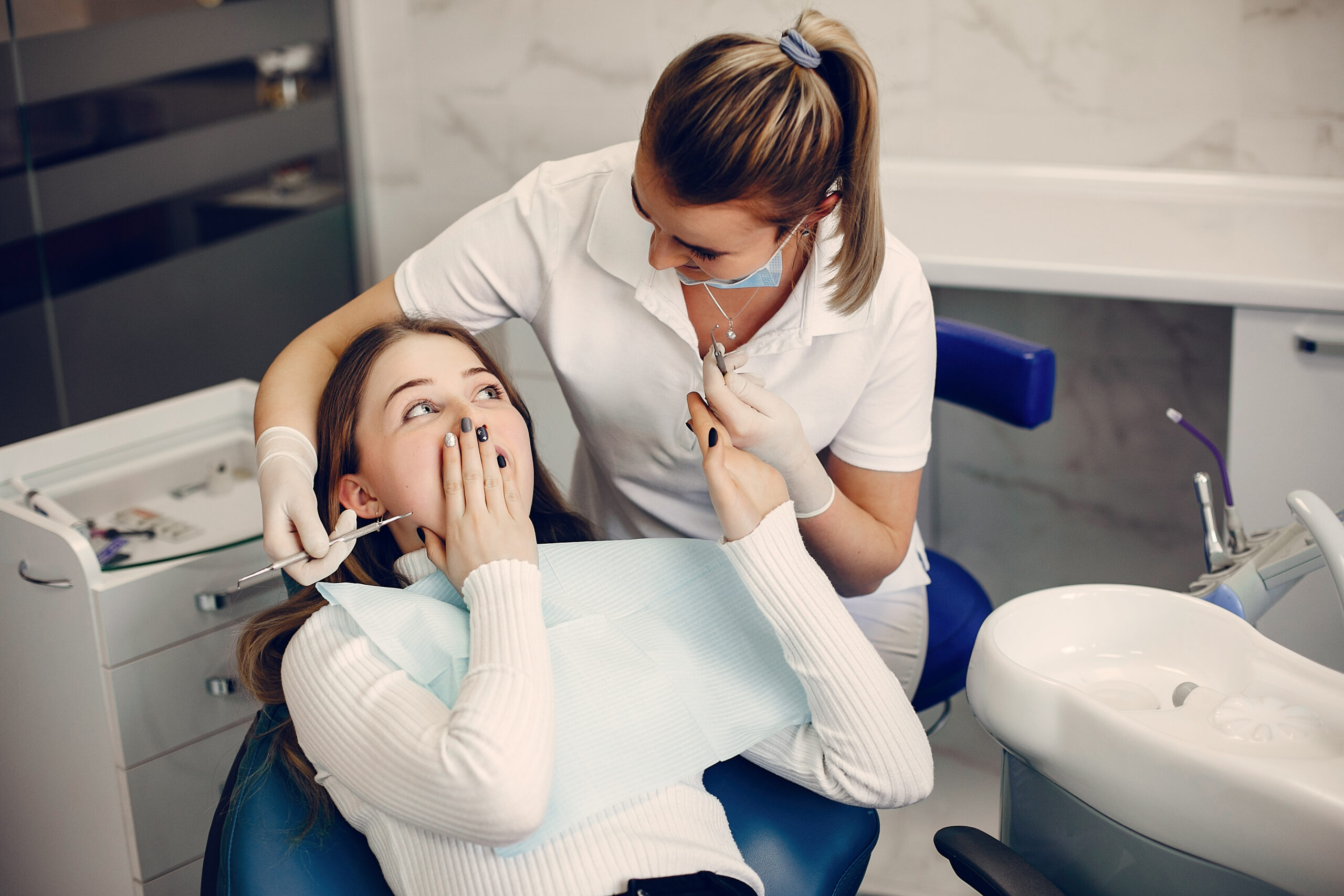 Sensitive Teeth vs Cavities: How to Know When You Need Dental Treatment